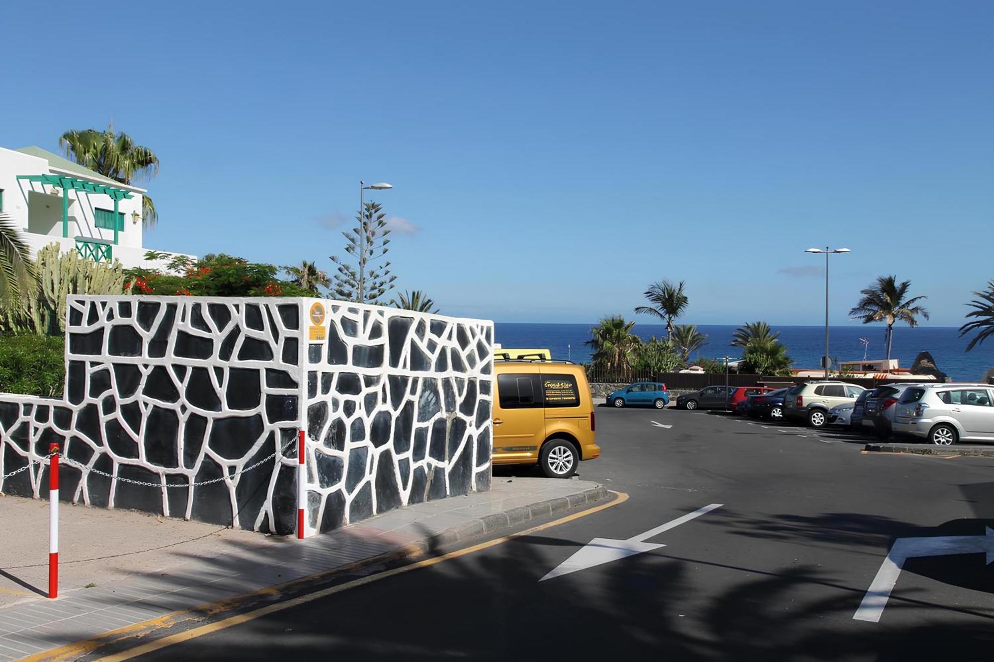 Bonito Apartamento Cerca La Playa San Bartolome Bagian luar foto