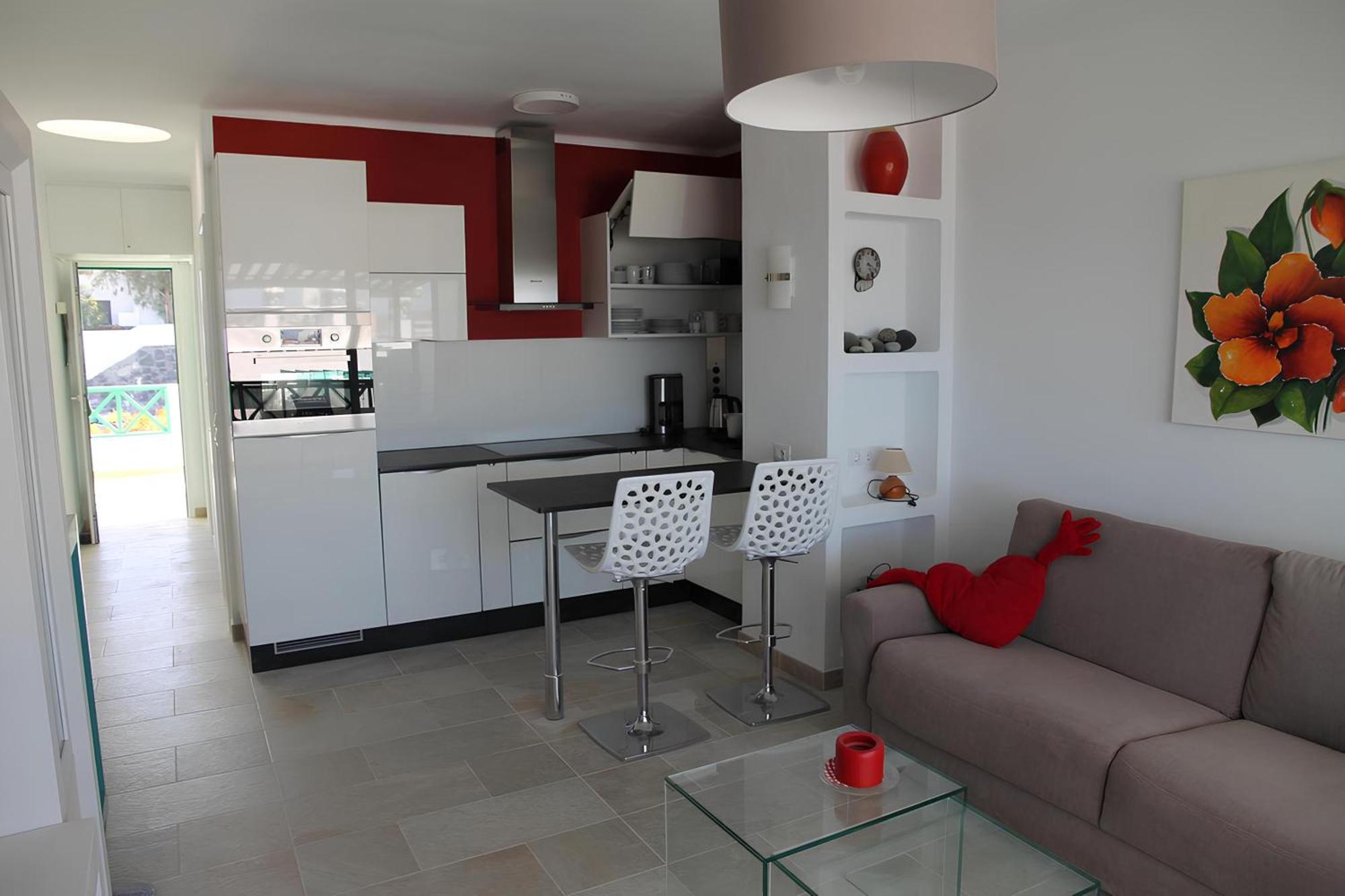Bonito Apartamento Cerca La Playa San Bartolome Bagian luar foto
