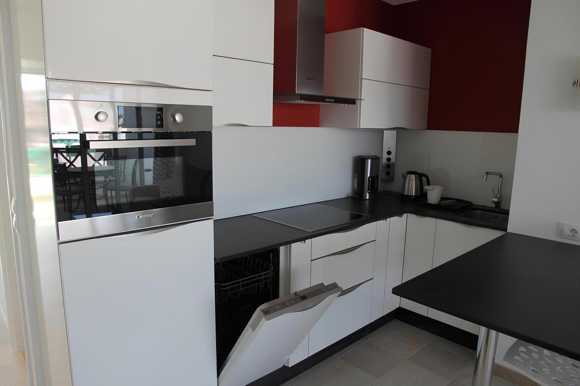 Bonito Apartamento Cerca La Playa San Bartolome Bagian luar foto